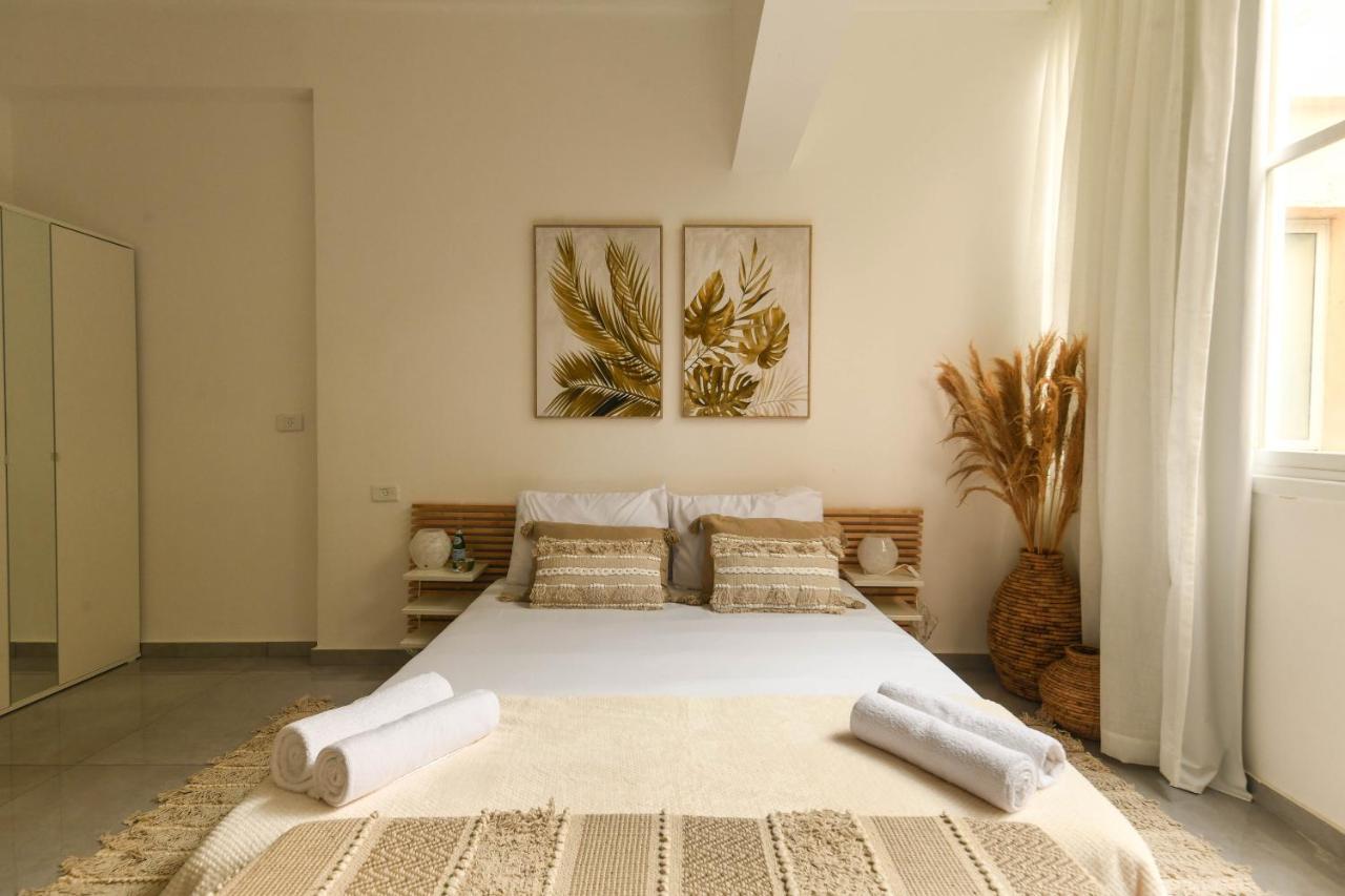 Prime Location Sunny 3 Bedroom By Sea N' Rent Apartment Tel Aviv